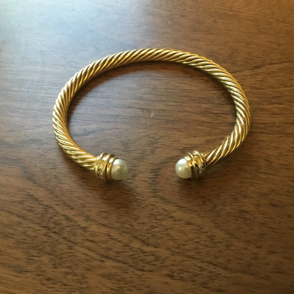 David Yurman gold pearl and diamond bracelet